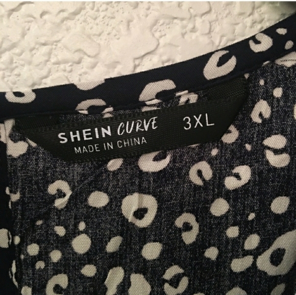 Shein Curve Babydoll blouse, size 3XL - Picture 5 of 7